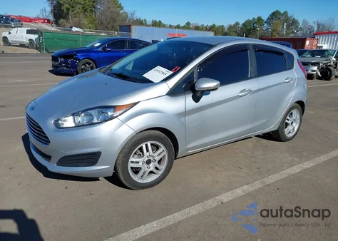 2019 Ford Fiesta Se z USA, uszkodzony, nr VIN 3FADP4EJ6KM119666